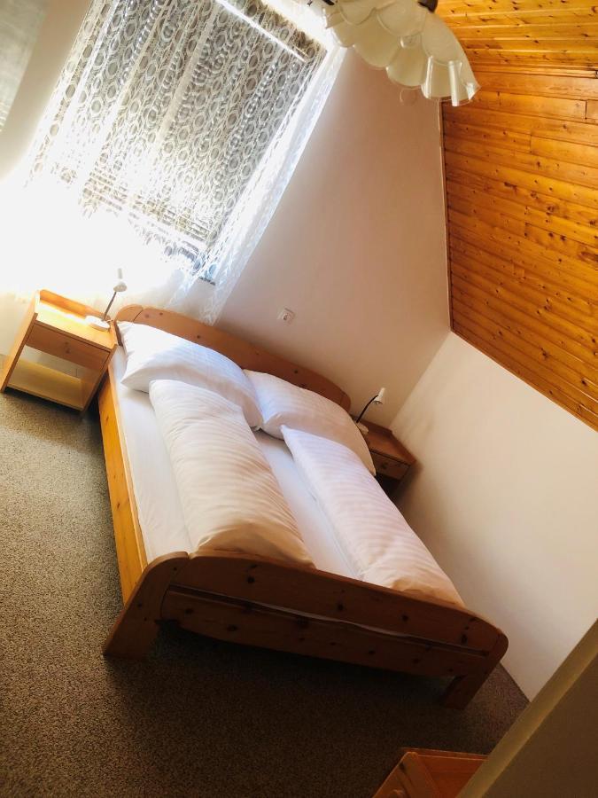 Ady Gold Five Apartment Сиофок Екстериор снимка