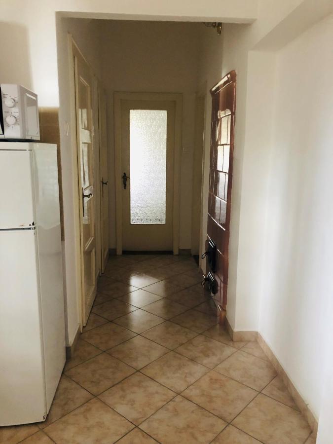 Ady Gold Five Apartment Сиофок Екстериор снимка