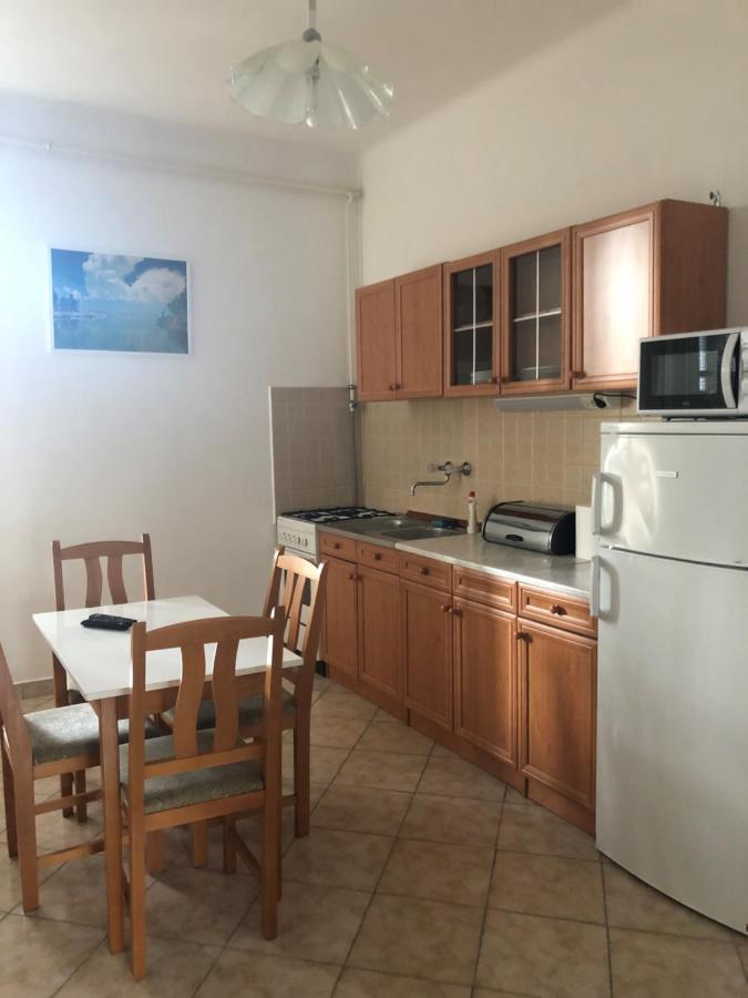 Ady Gold Five Apartment Сиофок Екстериор снимка